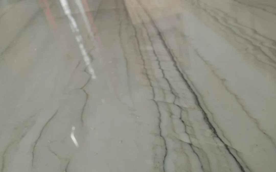 Is Quartzite Heat Resistant? Hot Pans, Thermal Shock and Fireplaces